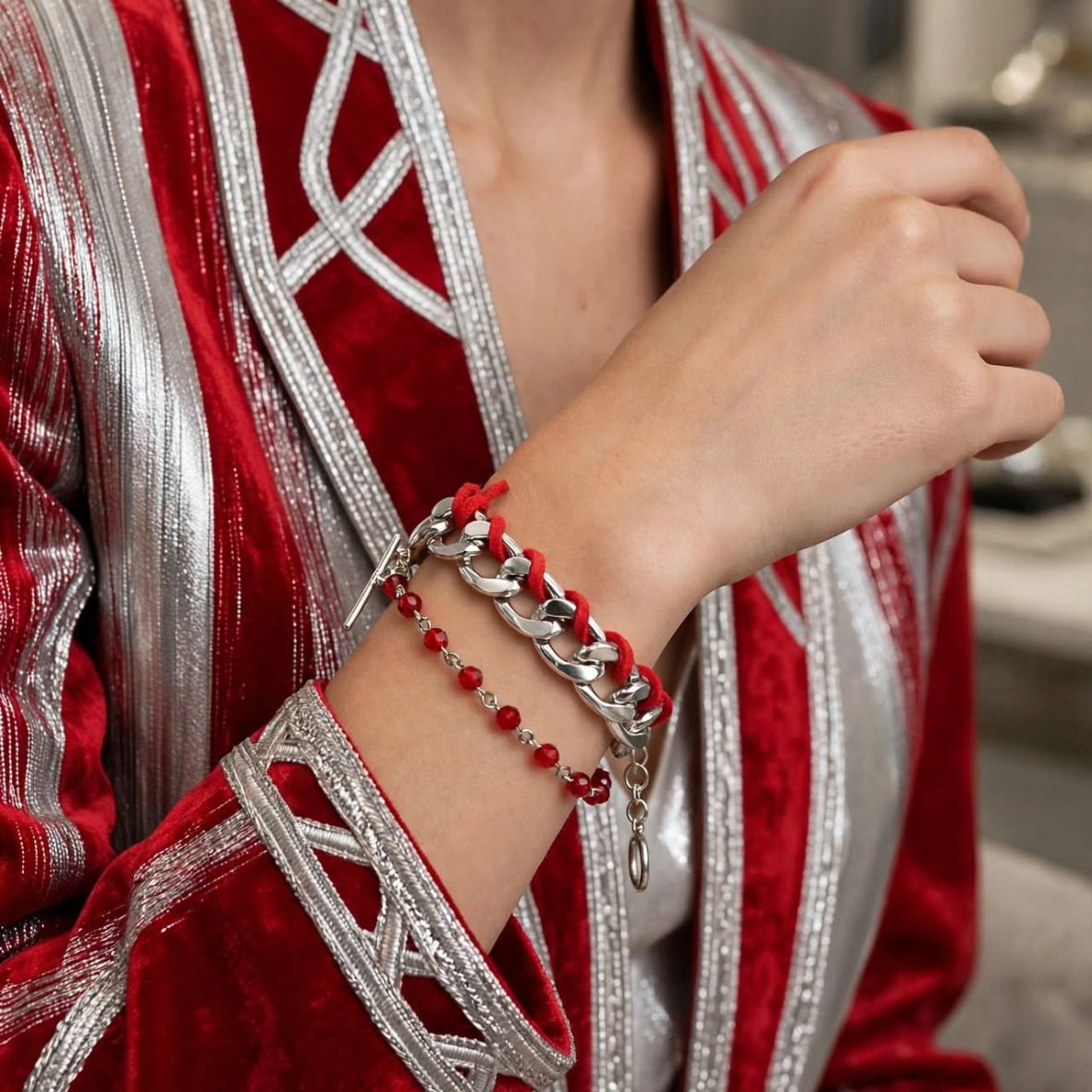 Curb Chain Suede Bracelet