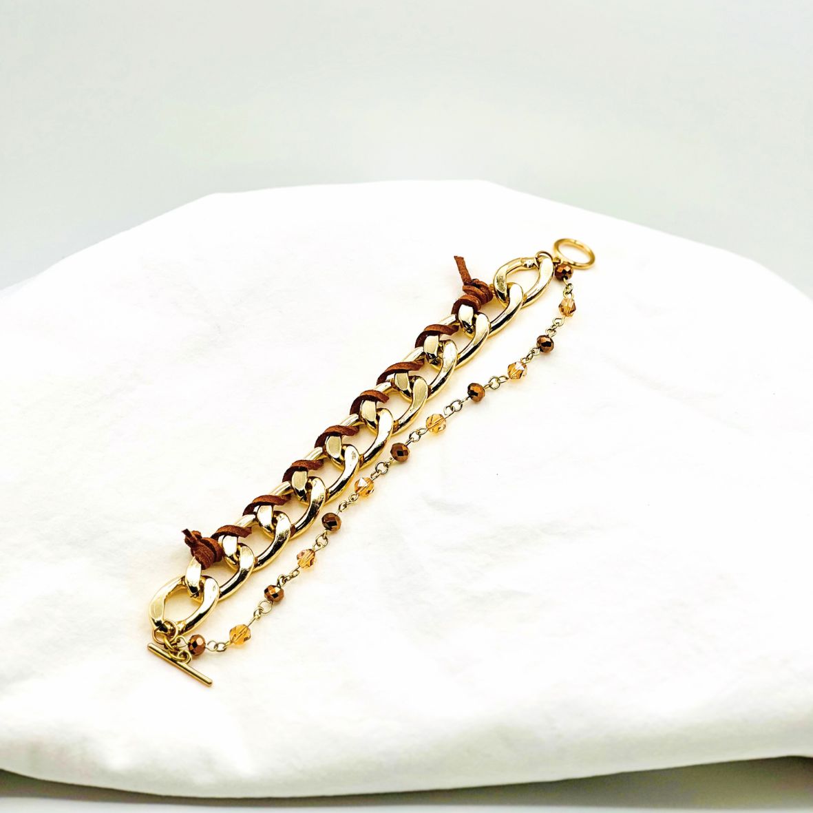 Curb Chain Suede Bracelet