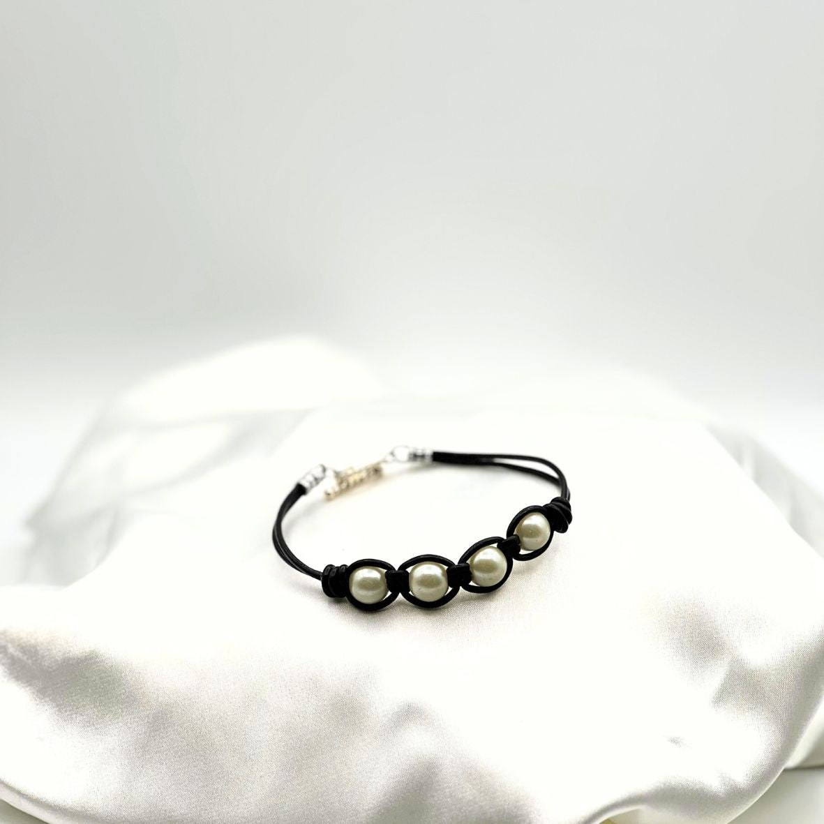 Pearl Leather Bracelet