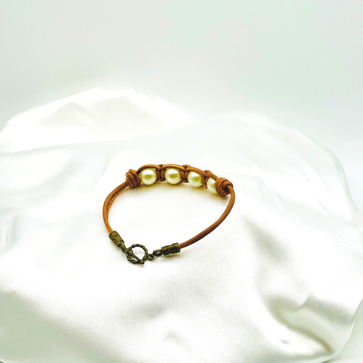 Pearl Leather Bracelet